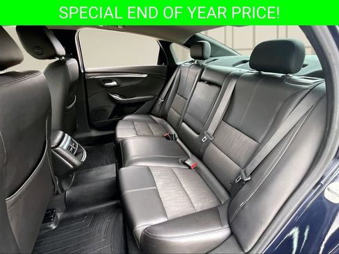 Used 2016 Chevrolet Impala LT w/ Convenience Package image 22