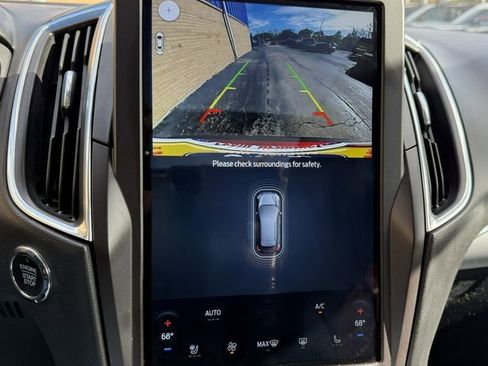 Used 2021 Ford Edge Titanium w/ Equipment Group 301A image 19