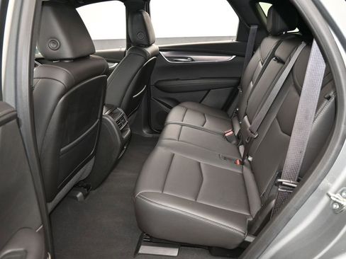 Used 2024 Cadillac XT5 Luxury FWD image 34