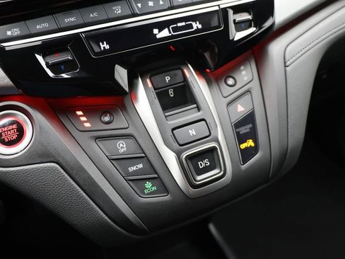 Used 2025 Honda Odyssey Sport-L image 26