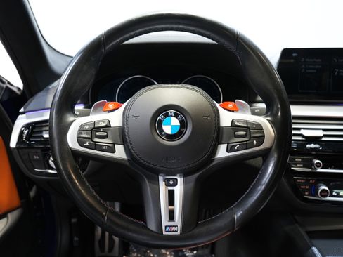 Used 2019 BMW M5 w/ Executive Package image 40