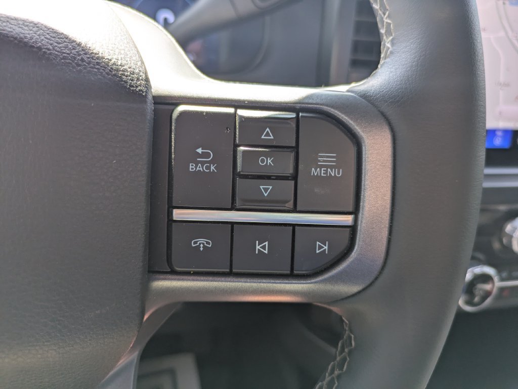 Used 2026 Ford F350 Lariat w/ Lariat Ultimate Package AWD/4WD image 18
