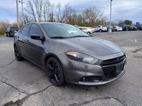 Used 2015 Dodge Dart SXT image 3