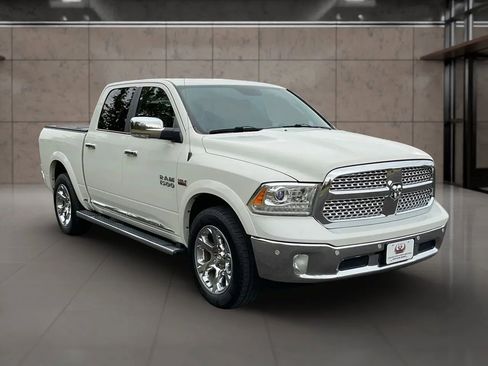 Used 2017 RAM 1500 Limited image 8