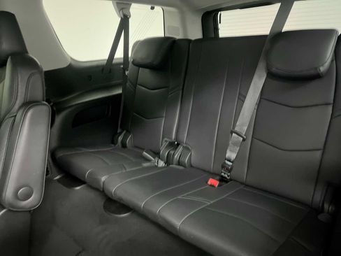 Used 2019 Cadillac Escalade ESV Premium Luxury AWD/4WD image 32
