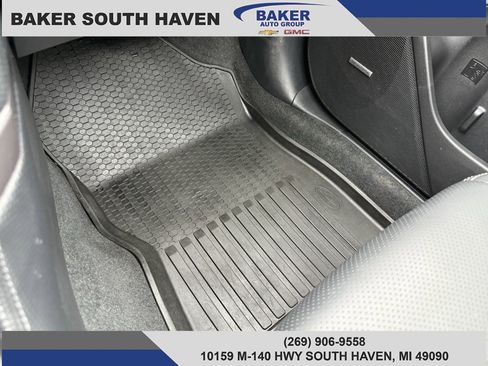 Used 2021 Subaru Forester Limited w/ Popular Package #3 image 33