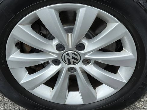 Used 2012 Volkswagen Passat 2.5 S FWD image 35