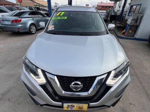 Used 2017 Nissan Rogue S FWD image 22