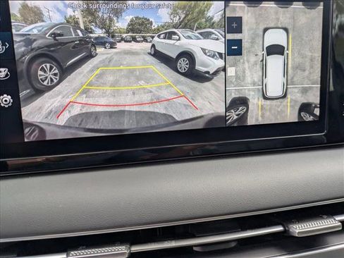 Used 2023 Hyundai Palisade SEL FWD image 15
