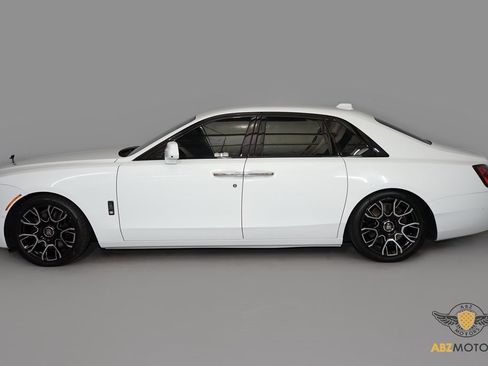 Used 2023 Rolls-Royce Ghost Black Badge image 6