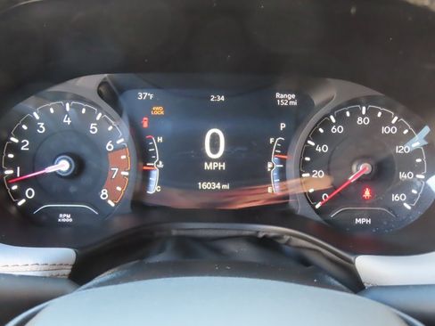 Used 2024 Jeep Compass Limited image 22