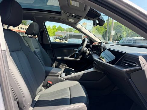 Used 2025 Audi Q5 Premium w/ Premium Plus AWD/4WD image 19