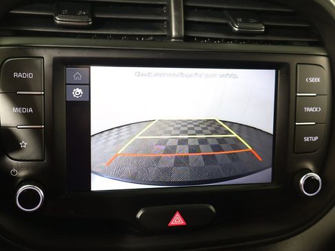 Used 2023 Kia Soul LX w/ LX Technology Package image 42