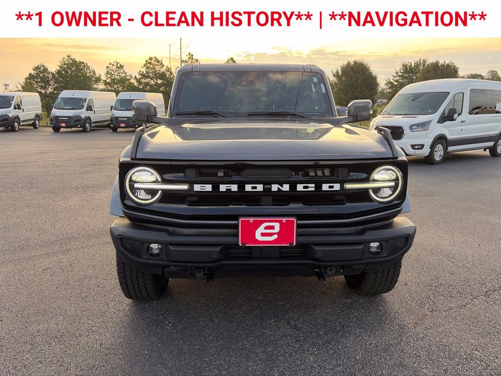 Used 2024 Ford Bronco Outer Banks AWD/4WD image 2