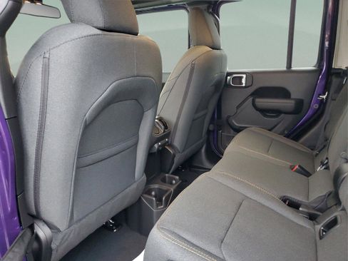 New 2026 Jeep Gladiator Willys AWD/4WD image 11