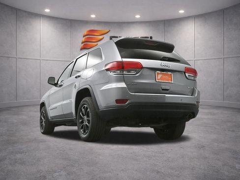 Used 2021 Jeep Grand Cherokee Laredo X AWD/4WD image 42