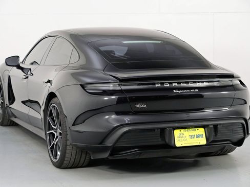 Used 2023 Porsche Taycan 4S w/ Premium Package image 53