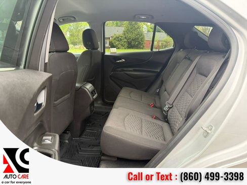 Used 2019 Chevrolet Equinox LT FWD image 15