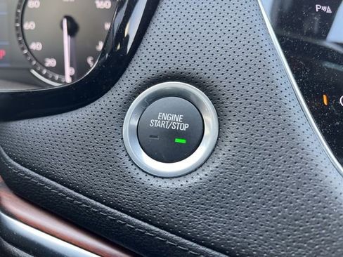 Used 2024 Cadillac XT5 Premium Luxury image 20