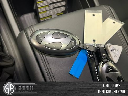 Used 2025 Hyundai Santa Fe Calligraphy AWD/4WD image 26