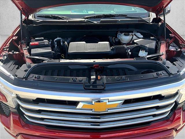 Used 2024 Chevrolet Silverado 1500 High Country w/ High Country Premium Package AWD/4WD image 11