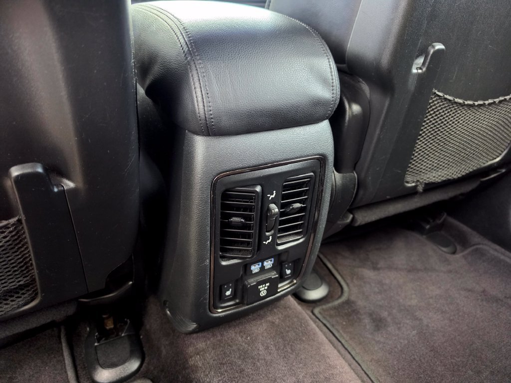 Used 2018 Dodge Durango GT w/ Blacktop Package RWD image 36