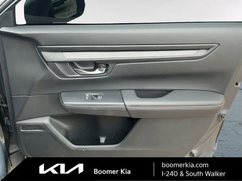 Used 2025 Honda CR-V Sport image 17