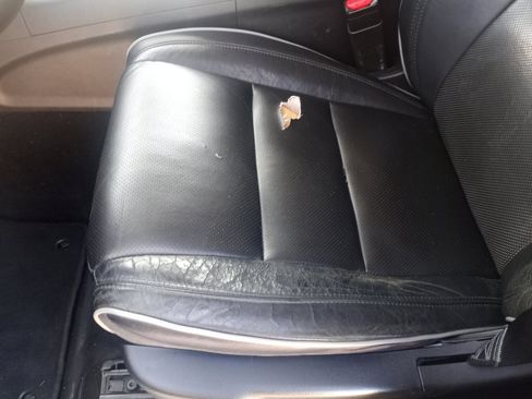 Used 2012 Jeep Grand Cherokee Overland image 20