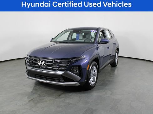 Certified 2026 Hyundai Tucson SE FWD image 2