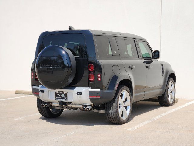 Used 2024 Land Rover Defender 110 SE AWD/4WD image 7