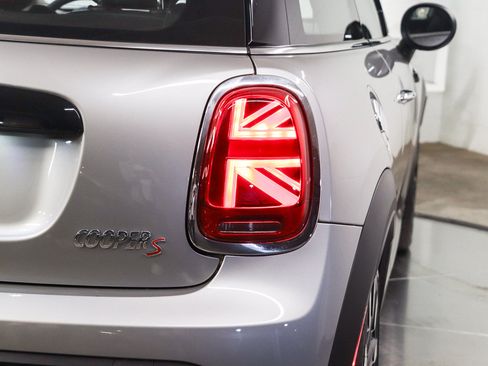 Certified 2024 MINI Cooper S FWD image 7