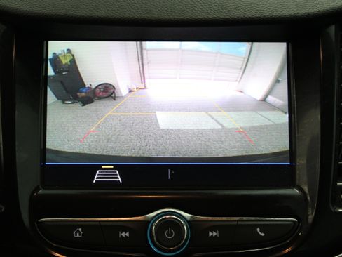 Used 2020 Chevrolet Trax LS FWD image 19