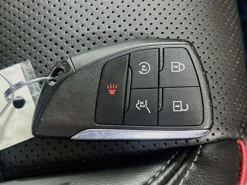 Used 2023 Buick Envision Essence w/ Sport Touring Package FWD image 33