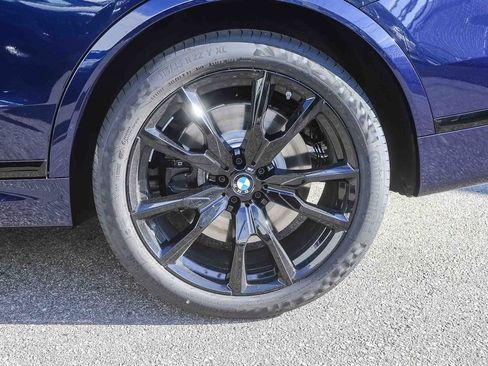 New 2026 BMW X7 M60i AWD/4WD image 8