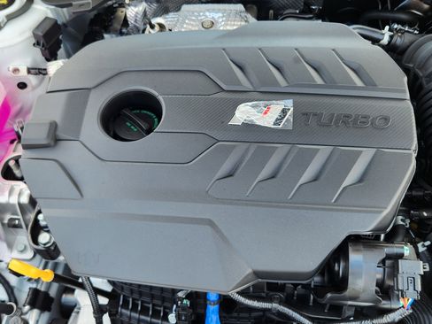 New 2025 Hyundai Elantra N image 18