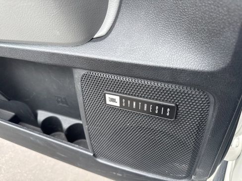 Used 2020 Toyota Sequoia Platinum image 10