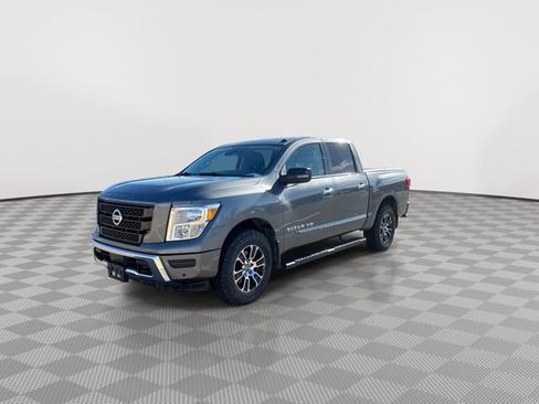 Used 2020 Nissan Titan SV w/ SV Convenience Package image 4