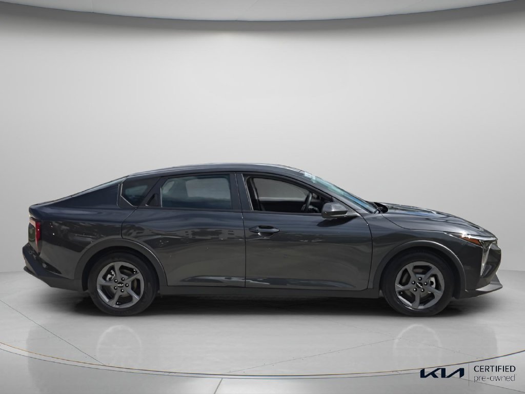 Certified 2025 Kia K4 FWD image 4