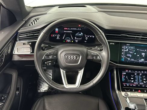 Used 2023 Audi Q8 Prestige AWD/4WD image 13