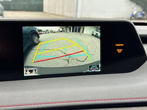 Used 2019 Lexus UX 250h image 19