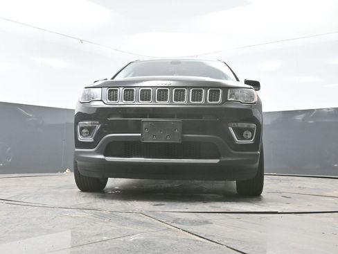 Used 2019 Jeep Compass Limited image 26