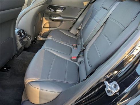 Used 2026 Mercedes-Benz GLC 300 4MATIC image 19