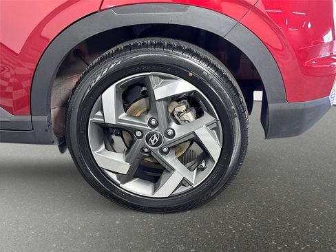 Certified 2023 Hyundai Venue Limited w/ Cargo Package FWD image 29