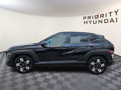 Used 2024 Hyundai Kona SEL FWD image 7