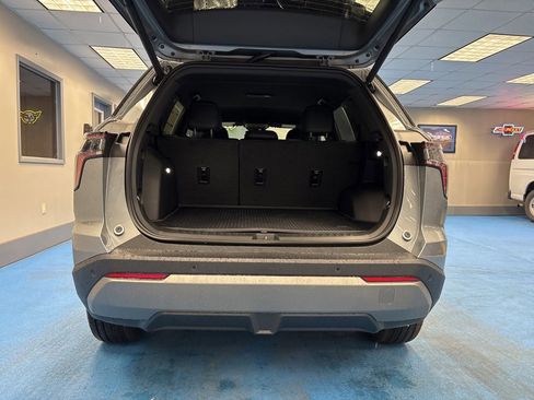 New 2026 Chevrolet Equinox LT w/ Convenience Package II image 8