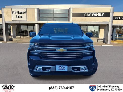 Used 2020 Chevrolet Silverado 1500 High Country w/ Technology Package RWD image 19