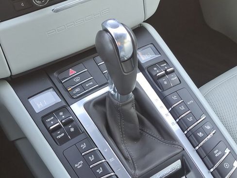 Certified 2016 Porsche Macan S image 35