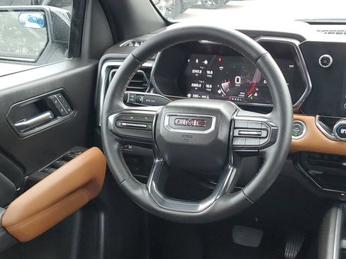 Certified 2026 GMC Canyon AT4 w/ Technology Plus Package AWD/4WD image 31