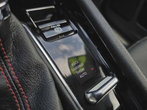 Used 2022 Jeep Compass Trailhawk AWD/4WD image 24