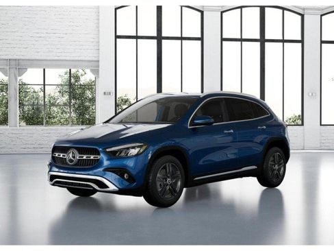 Certified 2025 Mercedes-Benz GLA 250 image 38